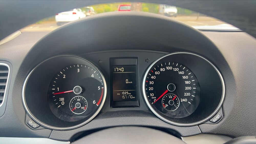 Golf 1.6 TDI 105 * 2012 occasion 80330 Longueau