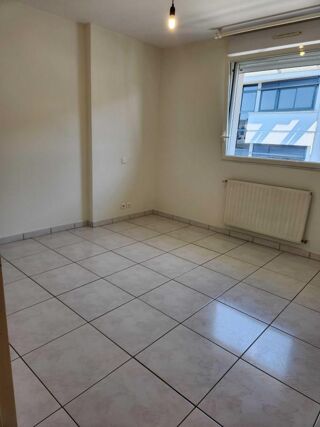  Appartement à louer 2 pièces 43 m²