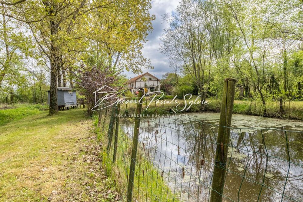 Vente Maison Investissement touristique idéal - Maison rénovée avec étang proche Puy du Fou Sainte cecile