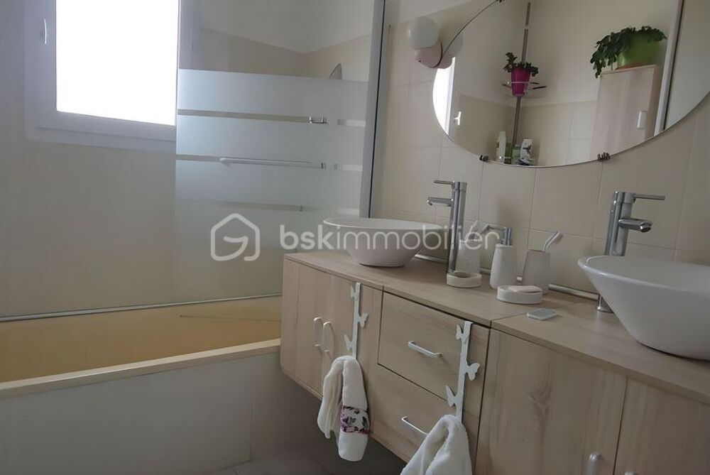 � vendre  Villa Lauris (84360)