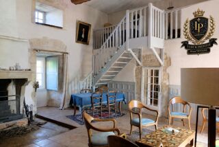  Maison à vendre 10 pièces 360 m²