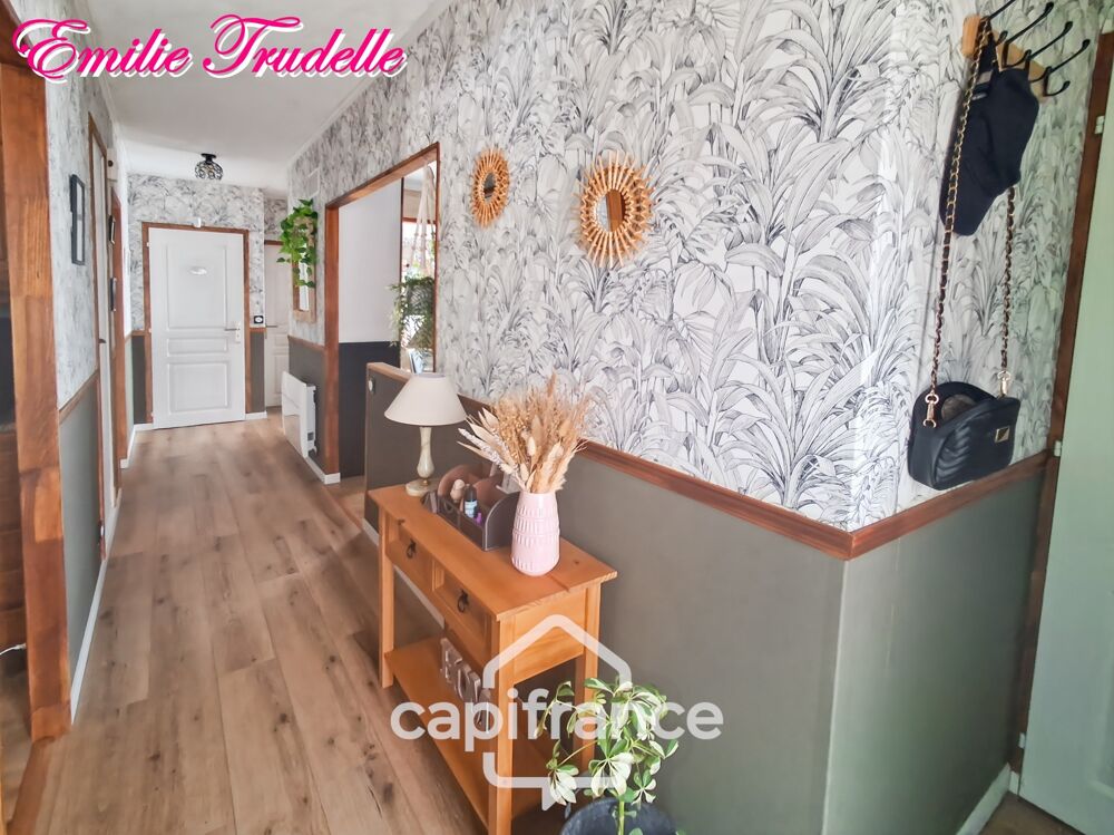 Dpt Sarthe (72), à vendre SAINT CALAIS maison P3, 1 chambre, terrain clos 483 m² et sous-sol