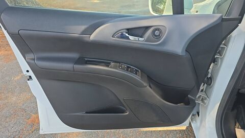 Meriva 1.4 TwinPort 120 BVA6 Cosmo - Automatique 2014 occasion 83600 Frejus