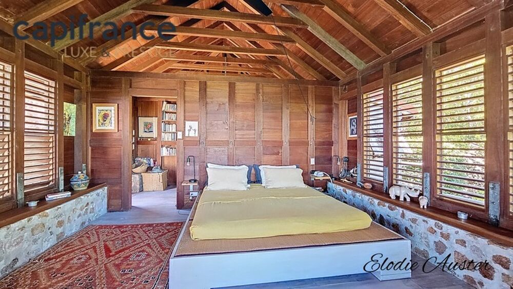 � vendre  Propri�t�/ch�teau Terre-de-Bas (97136)