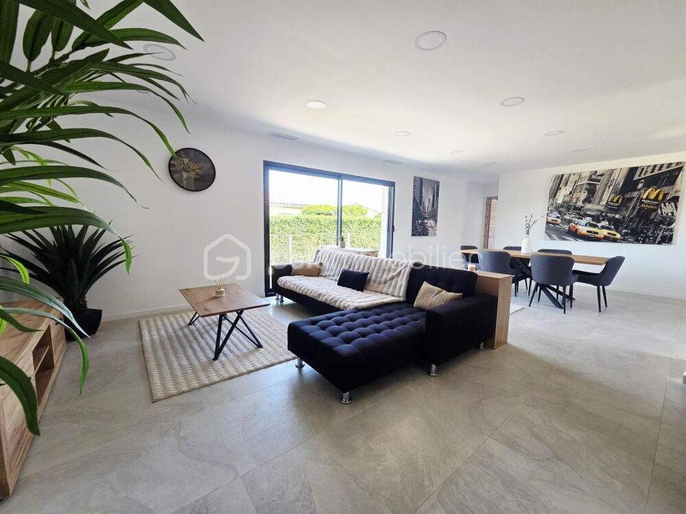 Vente Maison T5 contemporaine plain pied Lavit Lavit
