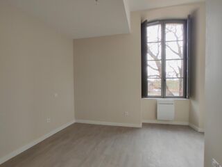  Appartement � louer 2 pi�ces 78 m�