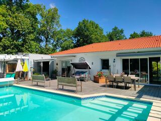  Maison  vendre 8 pices 208 m