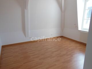  Appartement à louer 4 pièces 105 m²