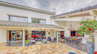  Propri�t�/ch�teau � vendre 9 pi�ces 450 m�