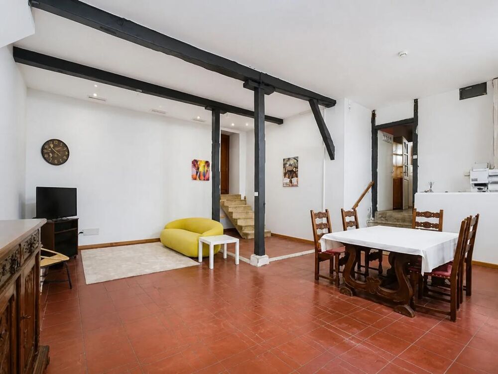Maison de ville de 126 m² avec garage, cour intérieure