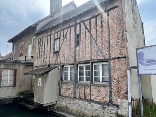  Immeuble  vendre 2 pices 118 m