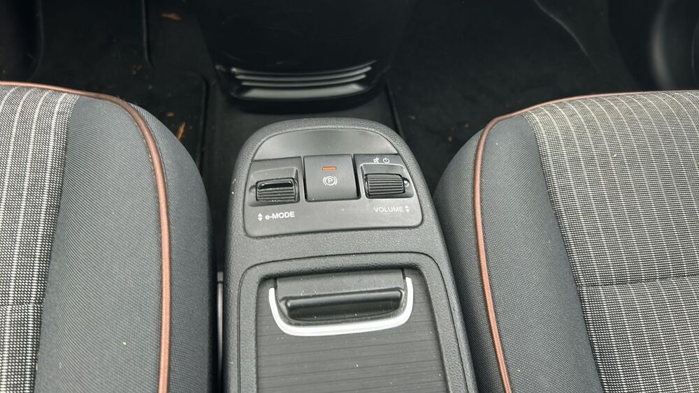 500 118 42kWh Icon 2021 occasion 76140 Le Petit Quevilly