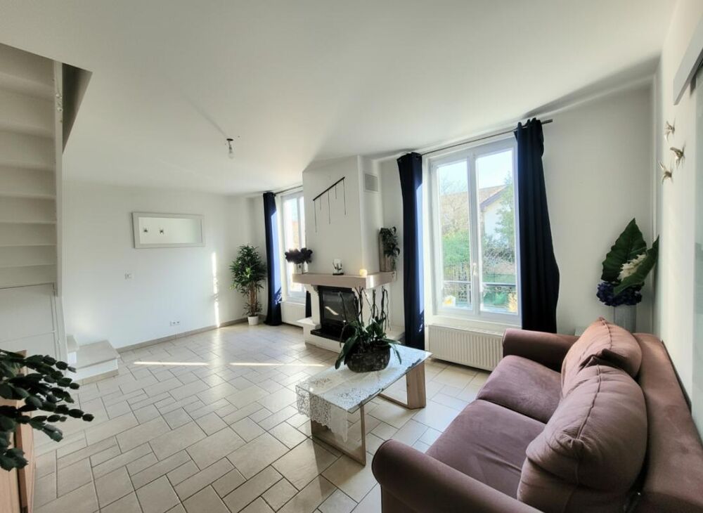 Vente Maison Maison Argenteuil, secteur Orgemont, 95100 Val d'Oise 6 pièce(s) 122 m2 habitables Argenteuil