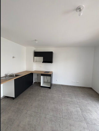  Appartement à louer 2 pièces 44 m²
