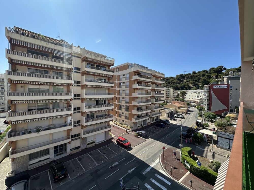 Location Appartement APPARTEMENT 4 PIECES  + PARKING COLLECTIF ET CAVE Roquebrune cap martin