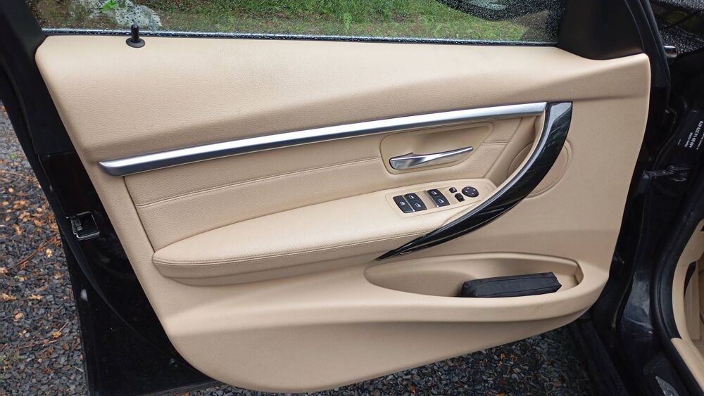 S&eacute;rie 3 Touring (F31) 320d 163 BVA8 Lounge Plus - Automatique 2018 occasion 50000 Berigny