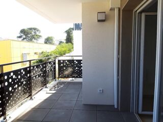  Appartement à louer 2 pièces 40 m²
