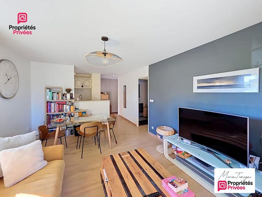 VERBERIE CENTRE 61 m² + BALCON 12 m² + 2 PARKINGS 158 500