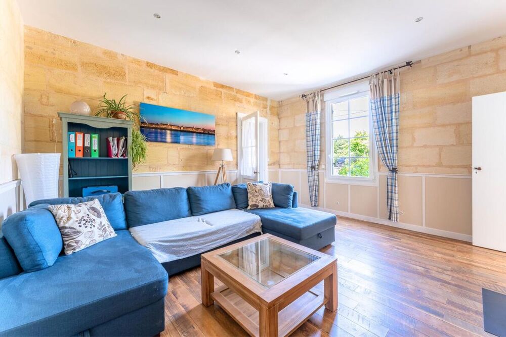 � vendre  Propri�t�/ch�teau Izon (33450)