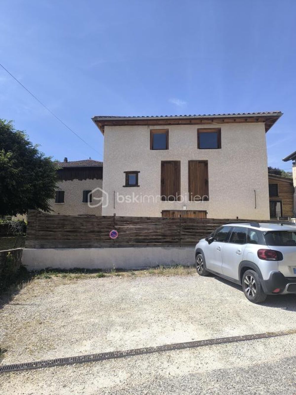 ? Maison de ville coup de coeur entièrement rénovée avec terrasse de 65 m²
