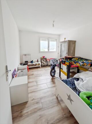  Appartement � vendre 4 pi�ces 71 m�