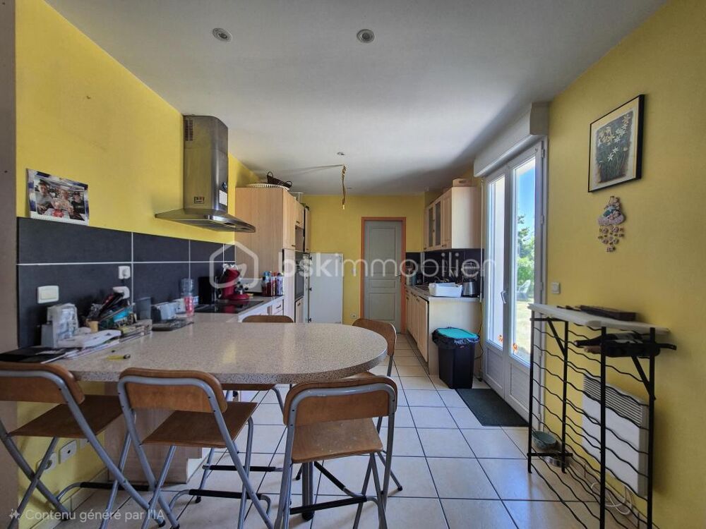 Maison . 6 pièces . 120 m²