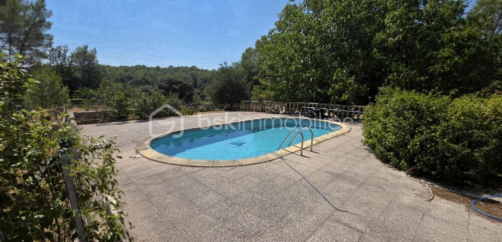 ? BIEN RARE À LA VENTE  LORGUES  Maison avec piscine, vue dominante et 5 000 m² de terrain