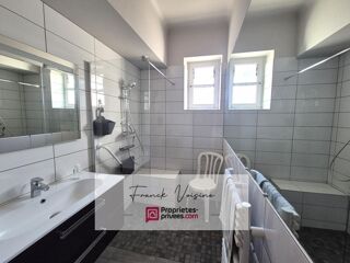  Maison  vendre 8 pices 321 m