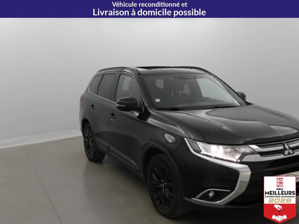 Outlander DI-D 150 4WD Black Collection +Toit 2018 occasion 10150 Lavau