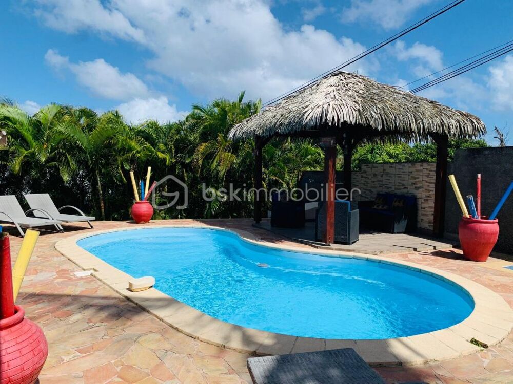 � vendre  Propri�t�/ch�teau Le Moule (97160)