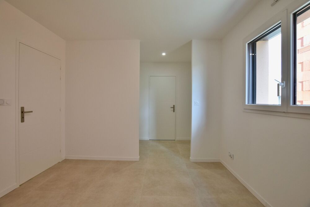 Vente Maison Maison neuve en frais d'acte réduit à 2,5%. Disponible de suite ! Corze