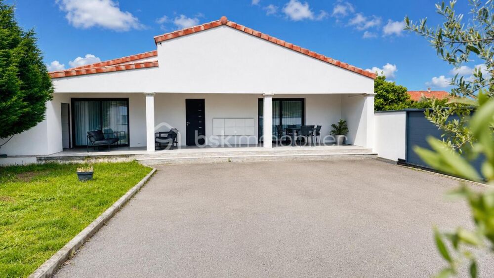 MAISON 4 CHAMBRES CREUX DE LA THINE