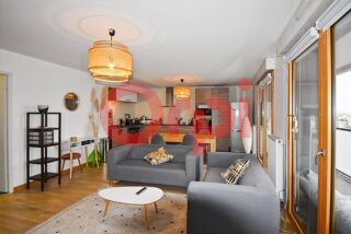  Appartement à louer 5 pièces 95 m²