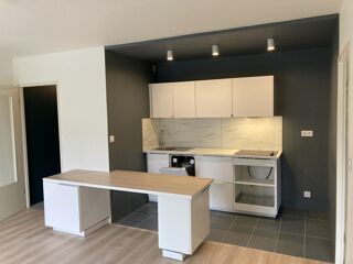  Appartement à louer 2 pièces 41 m²