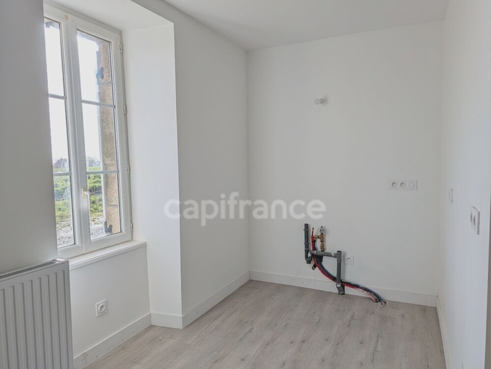 Maison en pierre rénovée  Vue campagne  Ruffiac (56)