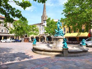  Immeuble � vendre 6 pi�ces 124 m�