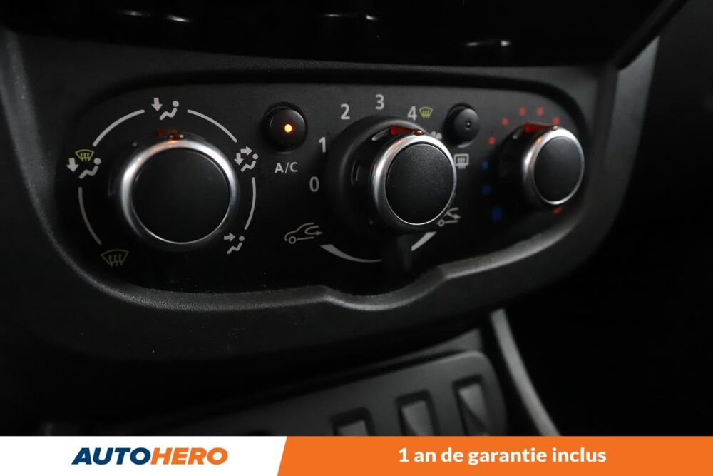 Duster 1.5 dCi Black Touch 4x2 110 ch 2017 occasion 92130 Issy-les-Moulineaux