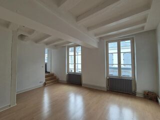  Immeuble à vendre 10 pièces 250 m²