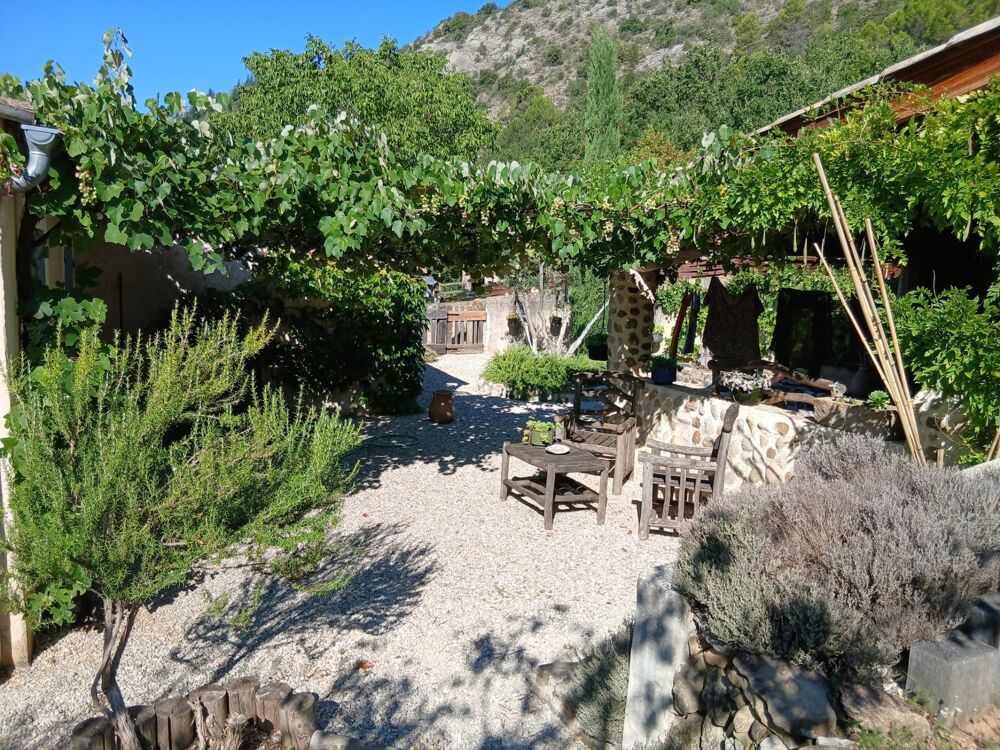 à vendre  Maison Volonne (04290)