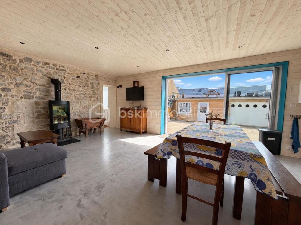 Vente Maison Maison de 3 chambres au bourg de Plomodiern Plomodiern
