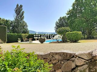  Propriété/château à vendre 10 pièces 380 m²