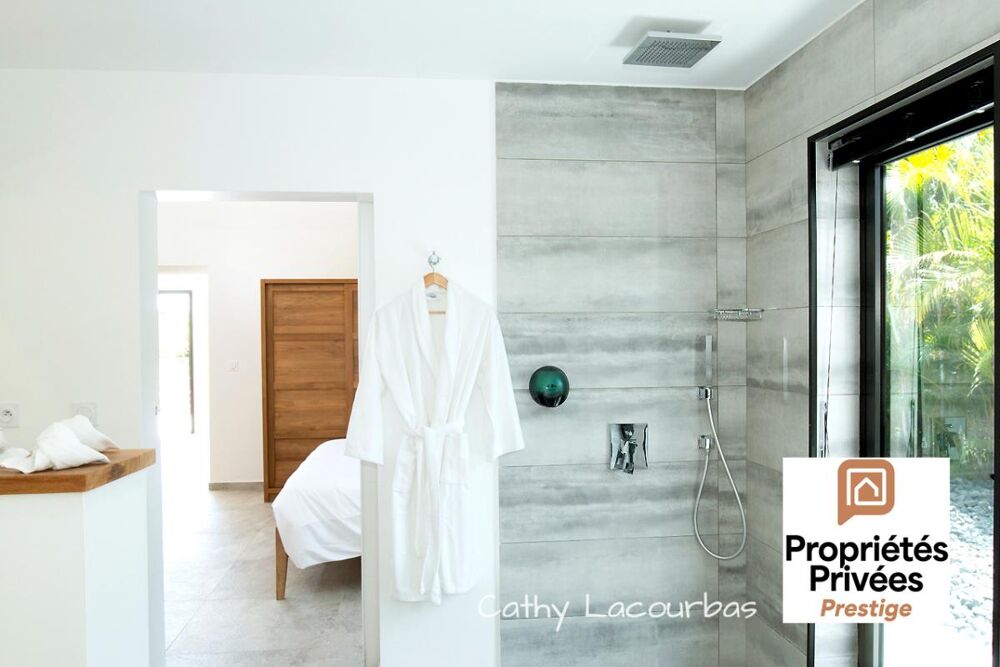 � vendre  Villa Petit-Bourg (97170)