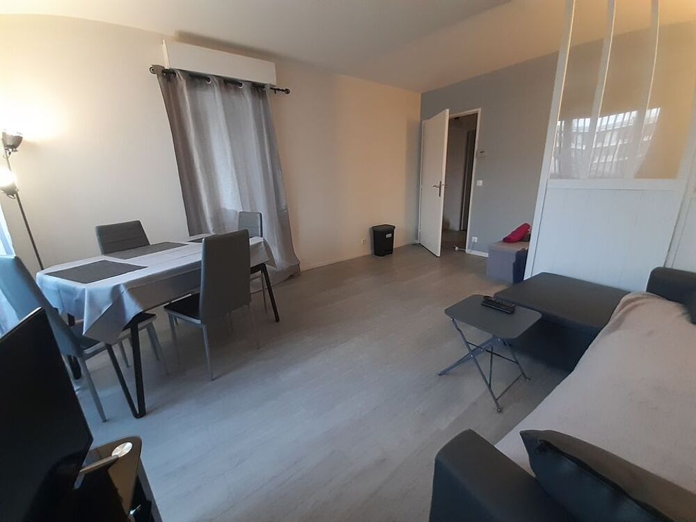 Location Appartement Appartement de 66m2 à louer sur Courbevoie Courbevoie