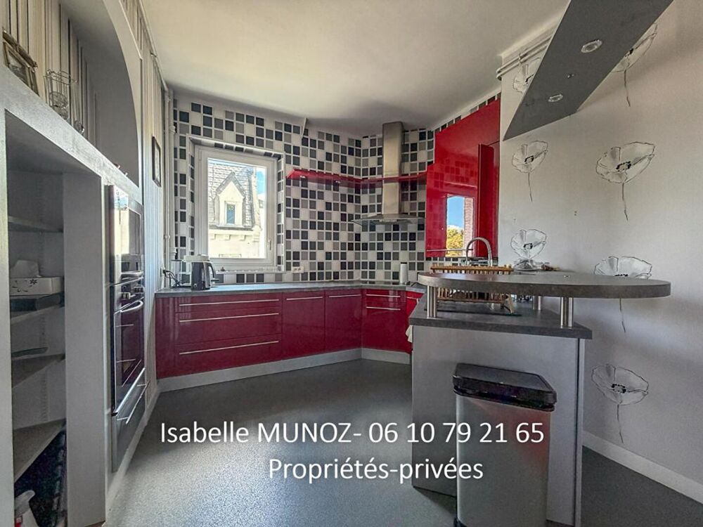 Vente Appartement Appartement Chamalieres 5 pièce(s) 100.62 m2, caves, garage Chamalieres
