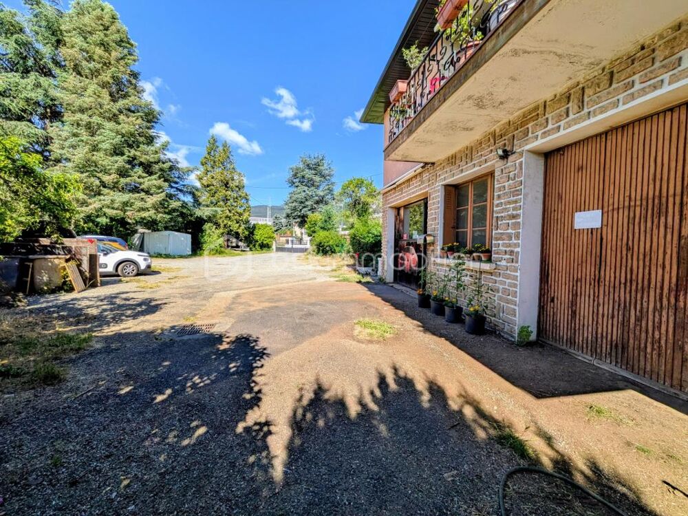 LA MURE SUD (38350)  MAISON + ATELIER + GARAGES + LABORATOIRE : 451 m² POUR VIVRE ET TRAVAILLER AU MÊME ENDROIT