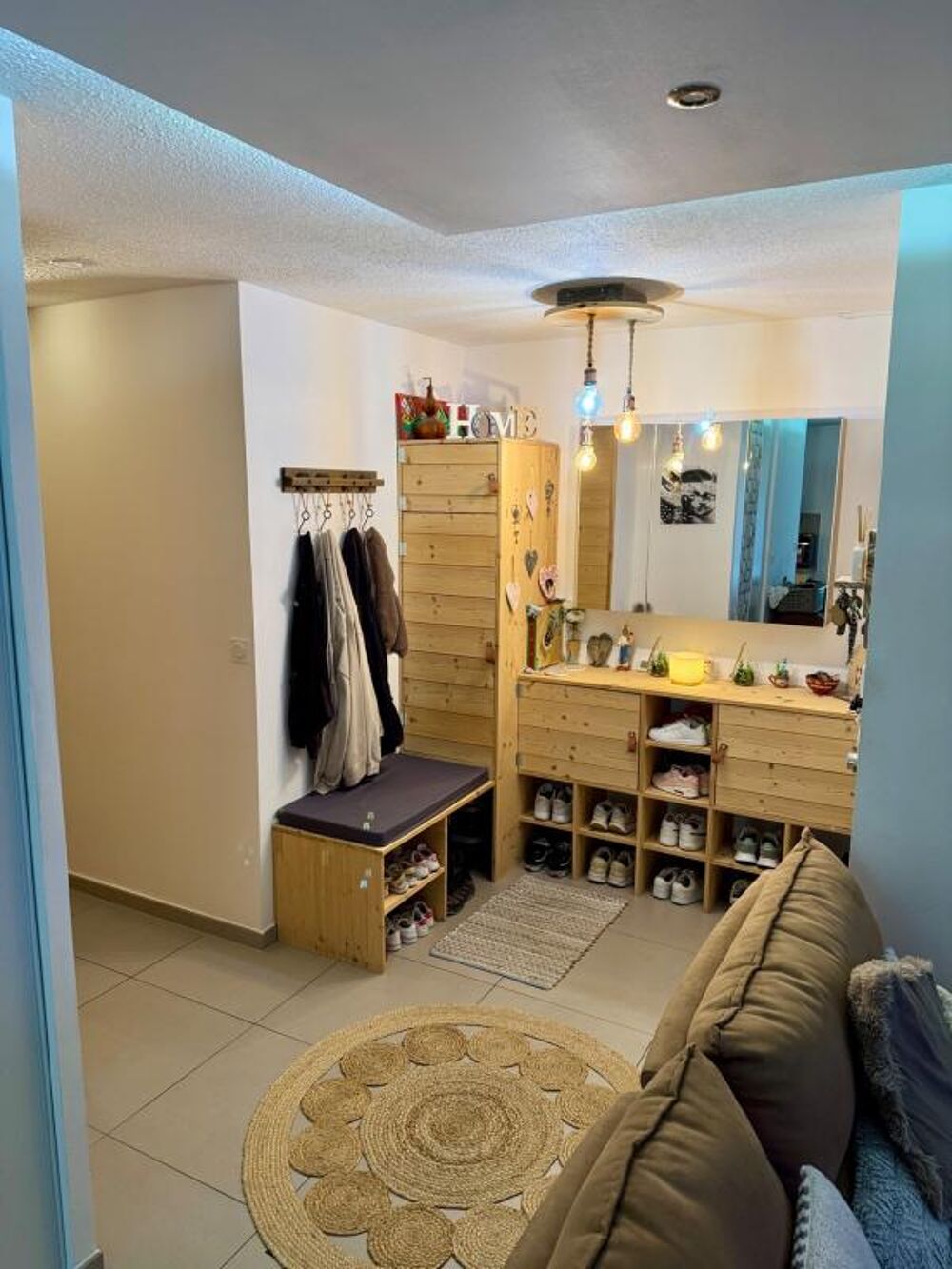 Vente Appartement Appartement T3 rénové de 75 m² avec loggia – Annecy/Cran-Gevrier Cran gevrier