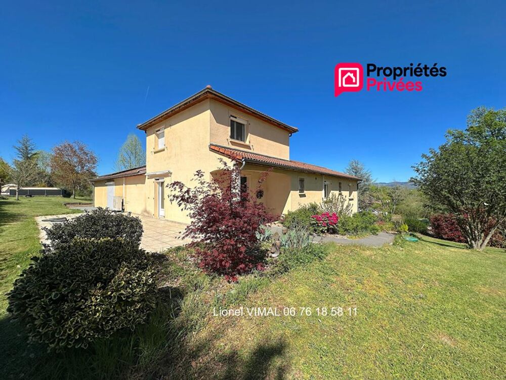 Vente Maison Maison 8 pièces 258 m2 avec piscine sur terrain clos 2832 m2 Orleat