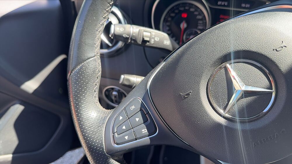 Classe GLA 200 156 7G-DCT Sensation - Automatique 2019 occasion 38000 Grenoble