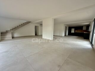  Maison à vendre 6 pièces 195 m²