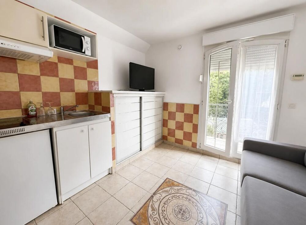 Vélizy-Villacoublay - Le Village - Maison de rapport - 164 m²